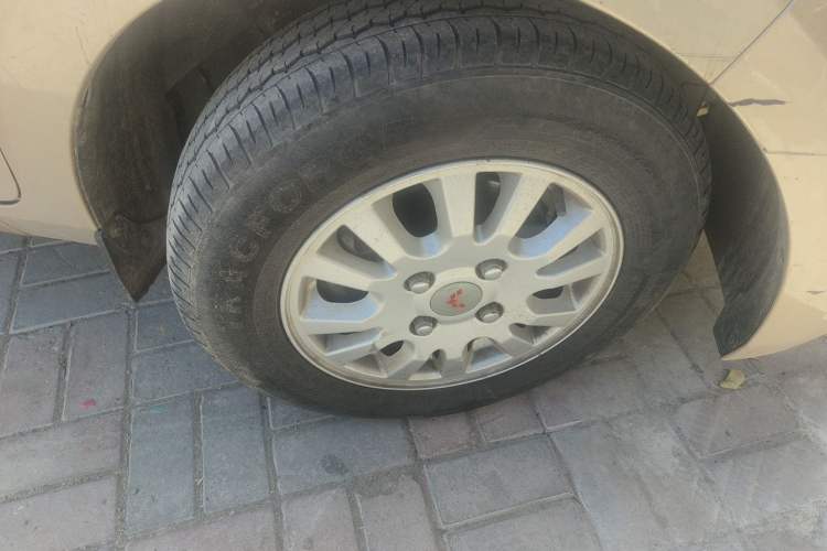 Used Wuling Rongguang V 2018 1.5L Practical Version
