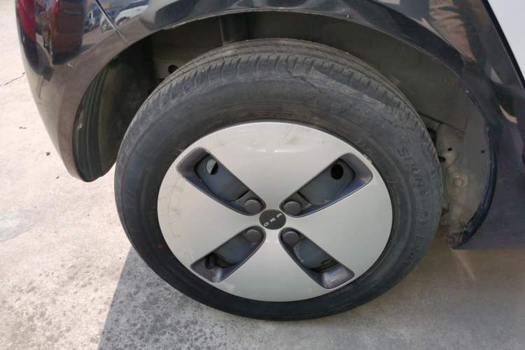 Used ORA Black Cat 2021 301km Cute Pet Edition Right Rear Wheel Hub