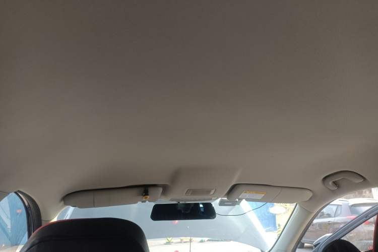 Used Roewe RX3 2018 1.6L Manual Entry-Level Model