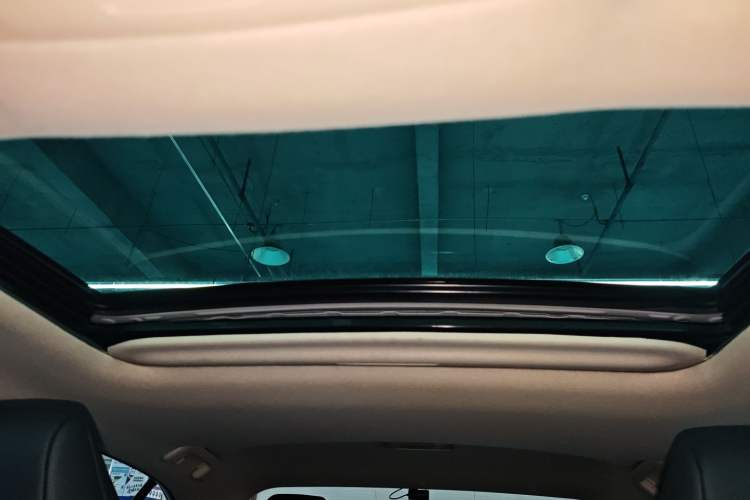 Used Toyota Levin 2021 2.0L Luxury Edition
