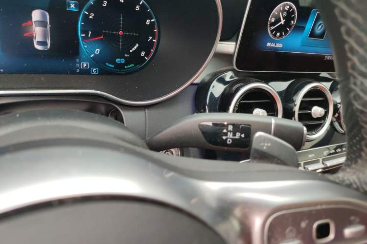 Used Mercedes-Benz C-Class 2021 C 260 Star Edition Gear Lever