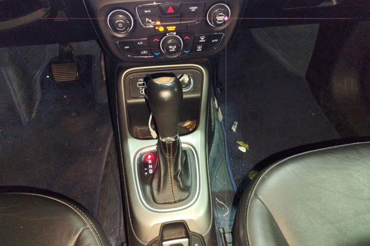 Used Jeep Compass 2017 200T Automatic Family Edition