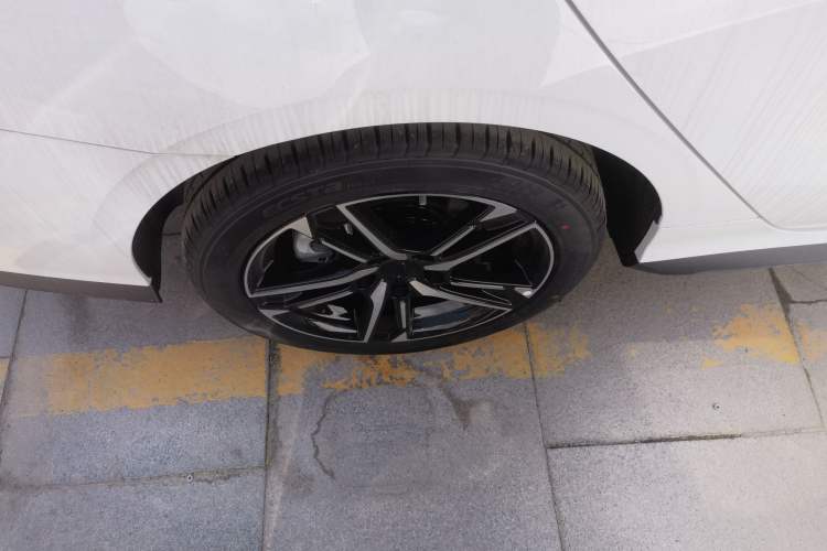 Used Geely Auto Binray 2024 Binrui COOL 1.5T DCT Longteng Edition Exterior 5