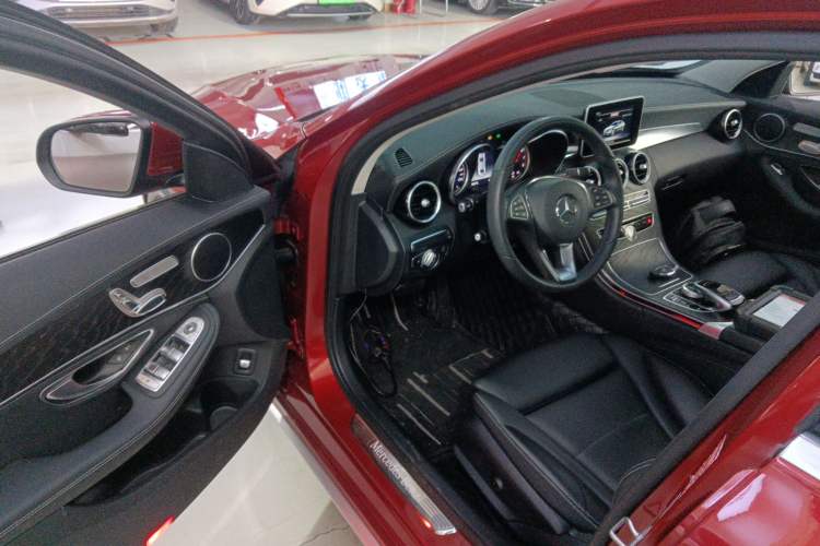 Used Mercedes-Benz C-Class 2017 Facelift C 200 L Sport Edition