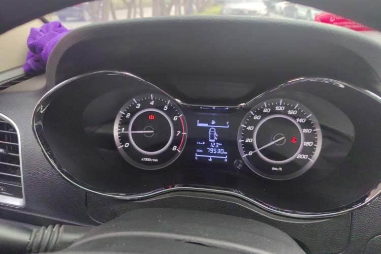 Used Baojun 560 2016 1.8L Manual Value Edition