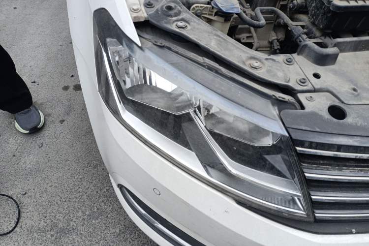 Used Volkswagen Lavida 2017 1.6L Automatic Comfort Edition
