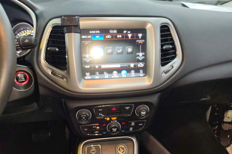 Used Jeep Compass 2017 200T Automatic Family Edition