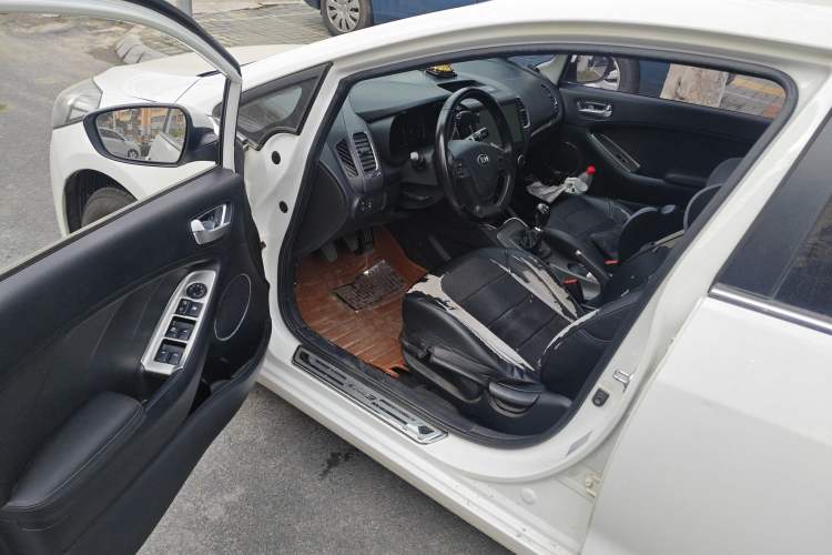 Used Kia K3 2013 1.6L Manual GLS