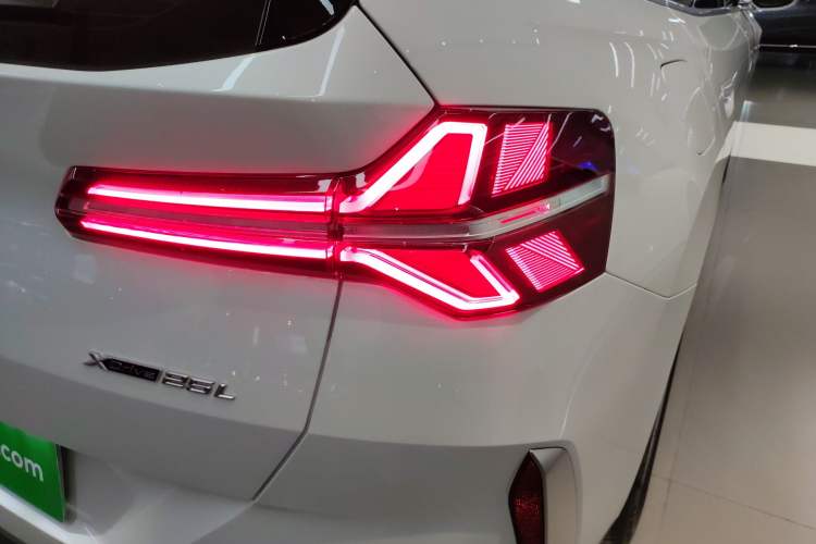 Used BMW X3 2025 xDrive25L Luxury Package