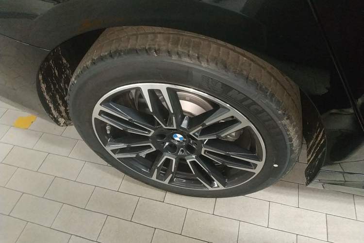 Used BMW 5 Series 2026 Facelift Model 525Li M Sport Package
