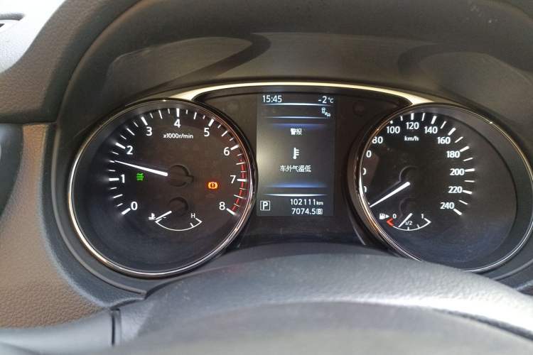 Used Nissan X-Trail 2016 2.5L CVT Sport Edition 4WD
