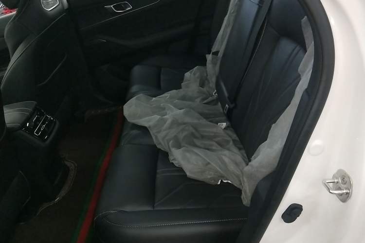 Used Changan UNI-K iDD 2024 Chuzhi iDD 1.5T 135km Smart & Fun Model