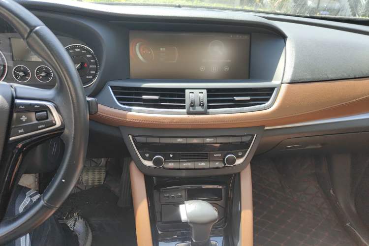 Used BORGWARD BX7 2016 28T 2WD Elite Edition 5-seater
