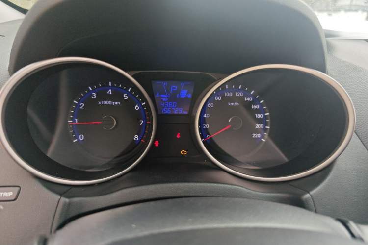 Used Hyundai ix35 2012 2.0L Automatic Two-Wheel Drive Elite Edition GLS Odometer Close Up