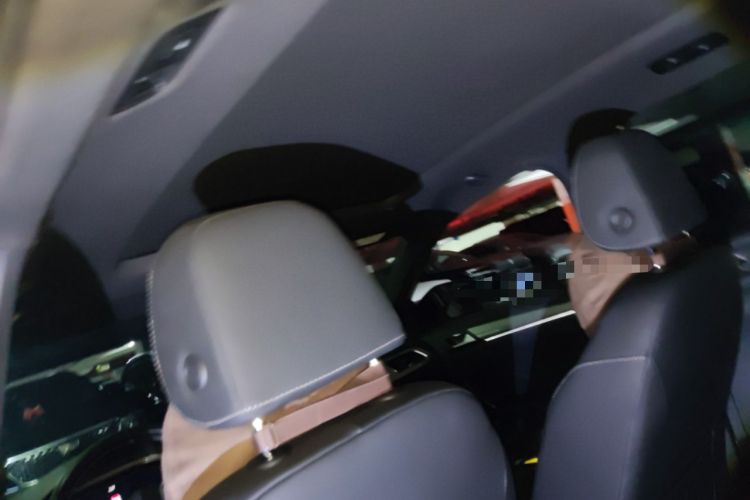 Used Volkswagen T-ROC 2022 280TSI DSG Two-Wheel Drive R-Line Pro PLUS Headliner