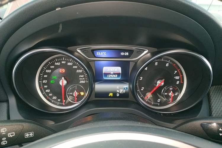 Used Mercedes-Benz GLA 2018 GLA 200 Sport Edition Instrument Cluster