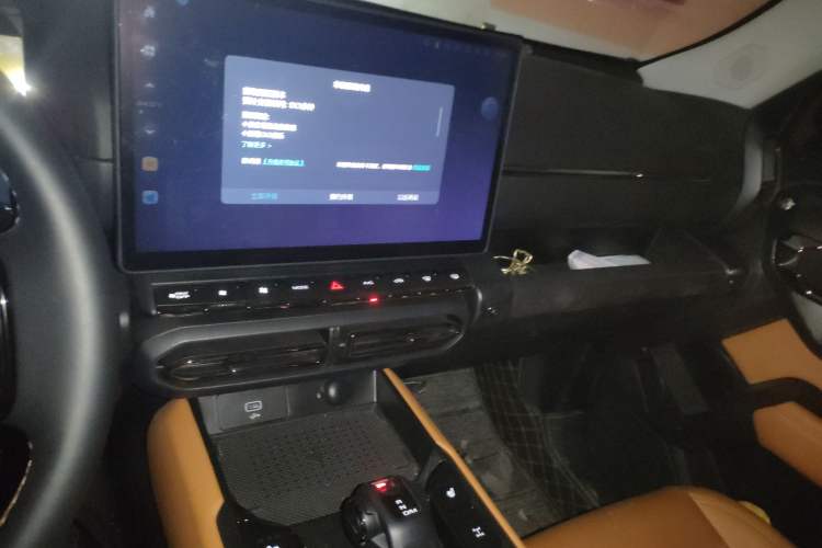 Used Haval H Dog 2023 2.0T All-Wheel-Drive Chaoye Plus Audio And AC Panel