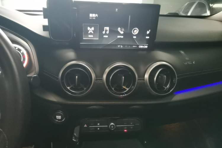 Used Wey VV6 2018 2.0T Two-Wheel Drive Flagship Version China V Standard

