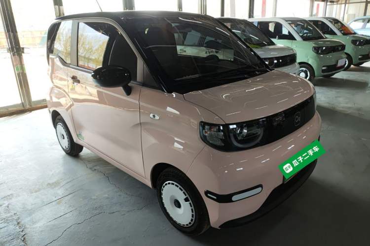 Used Chery QQ Ice Cream 2025 205km Qi Energy Version Front Right 45 Deg