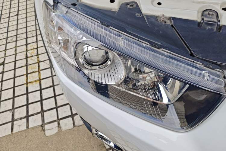 Used Chevrolet Captiva 2014 2.4L Two-Wheel Drive Urban Version 7 Seats