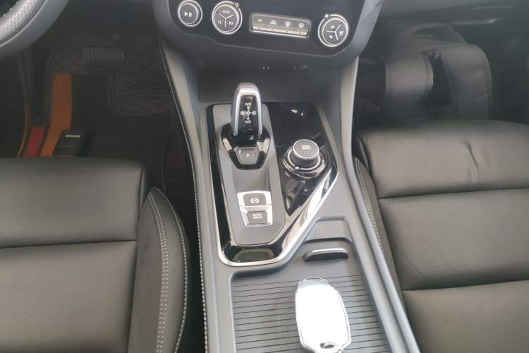 Used Lynk & Co 02 Hatchback 2022 2.0TD Pro
