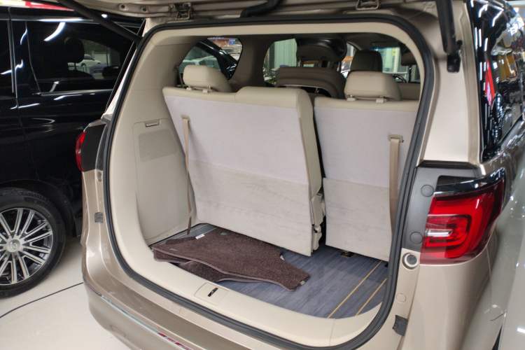 Used Buick GL8 2023 ES Lu Zun Comfort Model