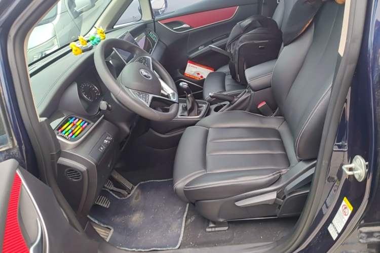 Used BYD Song MAX 2019 1.5T Manual Smart Connect Ruiyi Sunroof Model 6 Seats China VI Standard