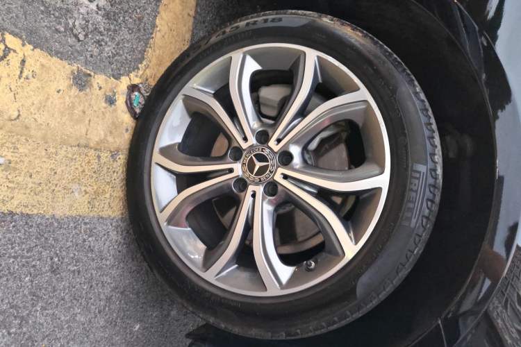 Used Mercedes-Benz E-Class 2023 E 300 L Sporty and Stylish Model
