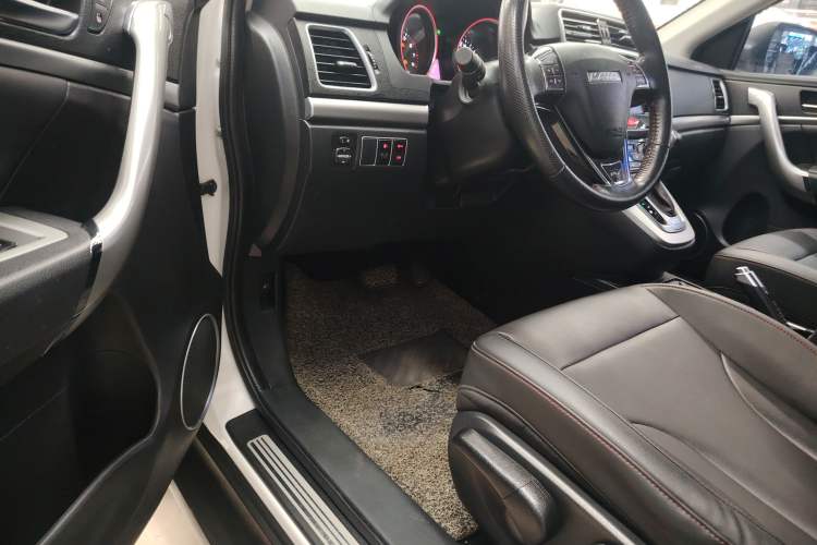 Used Haval M6 2017 1.5T Automatic Two-Wheel Drive Elite Model
