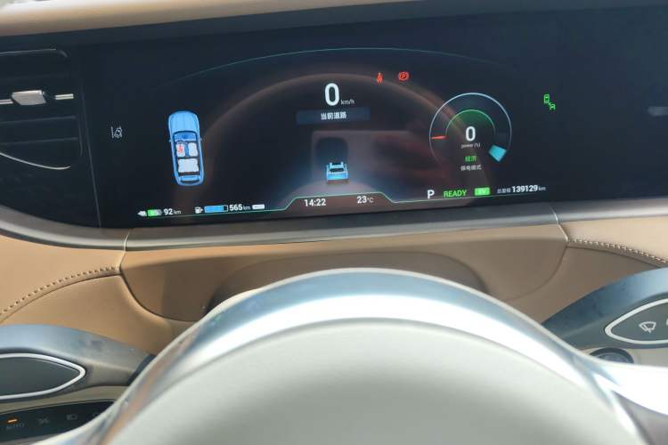 Used VOYAH FREE 2021 Four-Wheel Drive Standard Range-Extended Exclusive Luxury Package Instrument Cluster