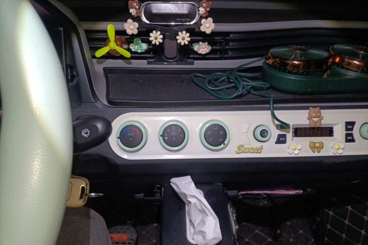 Used Wuling Hongguang MINIEV 2022 Easy Version Lithium-NMC Audio And AC Panel