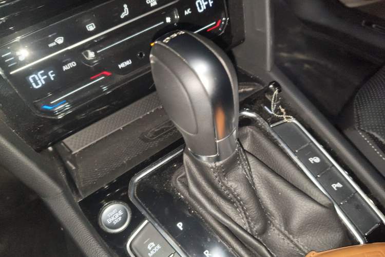 Used Volkswagen FAW-Volkswagen CC 2023 Hunting Vehicle 380TSI Hunter's Heart Edition
