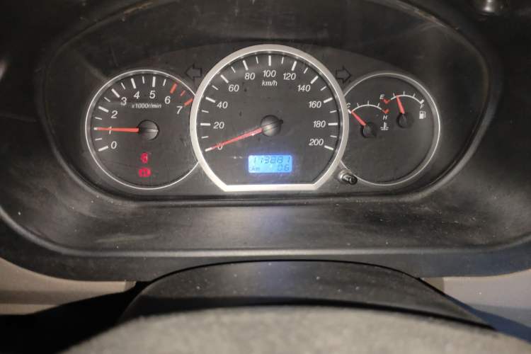 Used Wuling Hongguang 2013 1.5L Comfort Model
