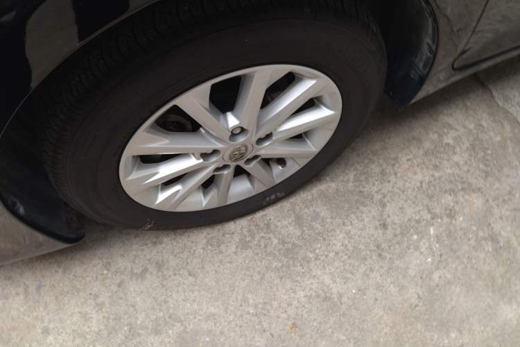 Used Toyota Camry 2015 2.0G Premier Edition
