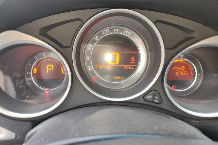 Used Citroen C4L 2013 1.8L Automatic Jingzhi Edition
