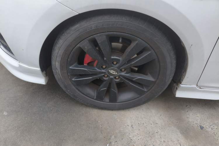 Used Chery Arrizo 5 2018 1.5L CVT Tribute to Youth Edition Left Front Wheel Hub