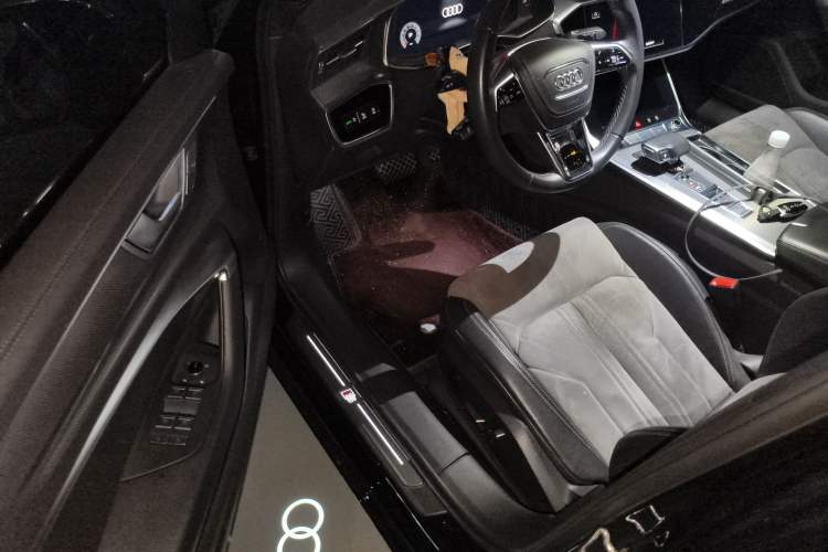 Used Audi A6L 2023 45 TFSI Prestige Dynamic Edition Driver Seat