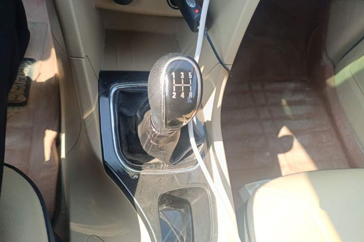 Used Baojun 730 2016 1.5L Manual Comfort Version 7 Seats China V Emission Standard