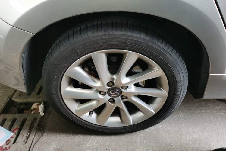 Used Volvo V60 2015 T5 Zhiyi Edition
