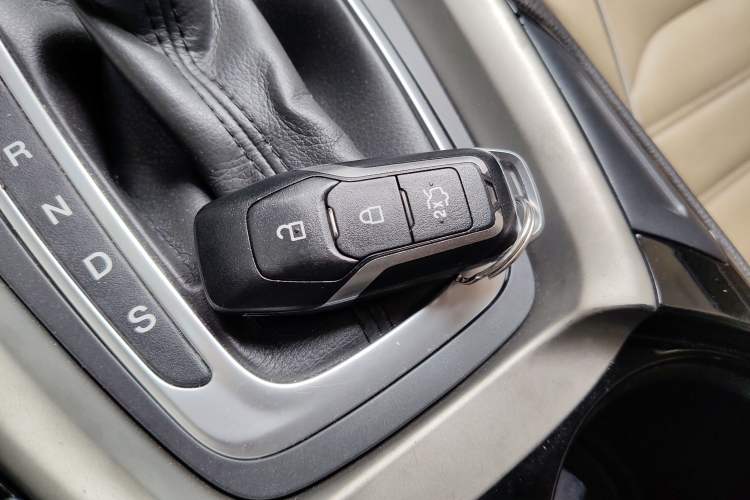 Used Ford Mondeo 2013 2.0L GTDi 200 Fashion Edition