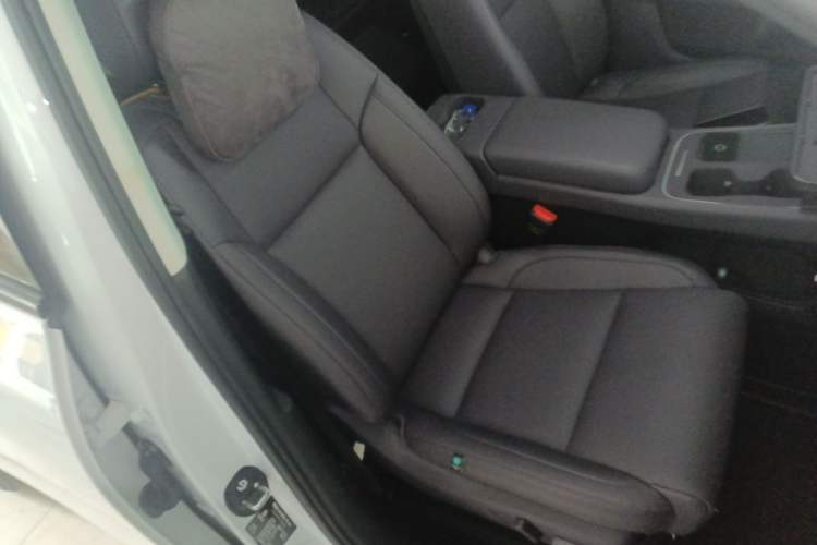 Used Leapmotor C10 2026 210 LiDAR Version Right Front Seat