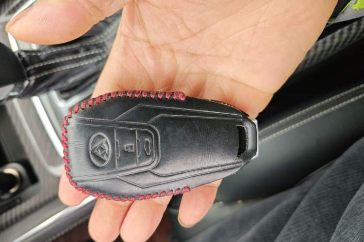 Used SAIC MAXUS D90 2017 2.0T Automatic All-Wheel Drive Sirius