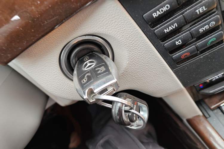 Used Mercedes-Benz E-Class 2013 E 260 L CGI Elegant Model