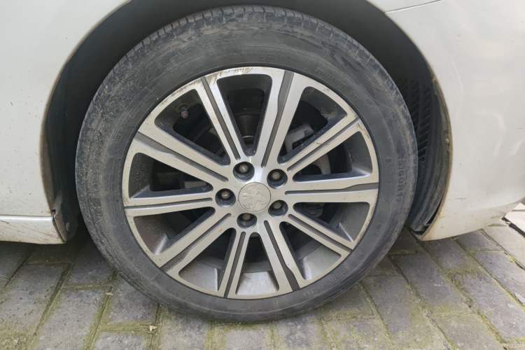 Used Peugeot 408 2015 1.2T Automatic Luxury Edition
