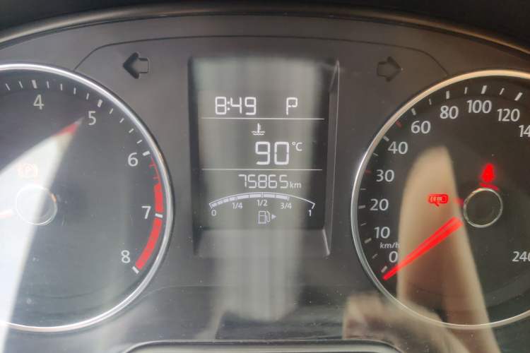 Used Volkswagen Polo 2016 1.6L Automatic Comfort Model