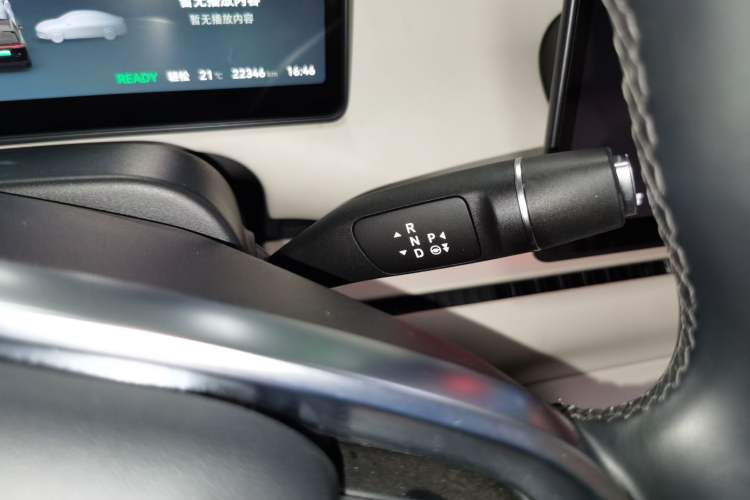 Used Leapmotor C16 2024 Range-Extended 200 LiDAR Edition Gear Lever