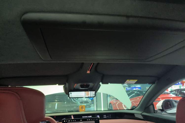 Used Avatr 12 2025 Year Updated Ultra Extended-Range Version Headliner