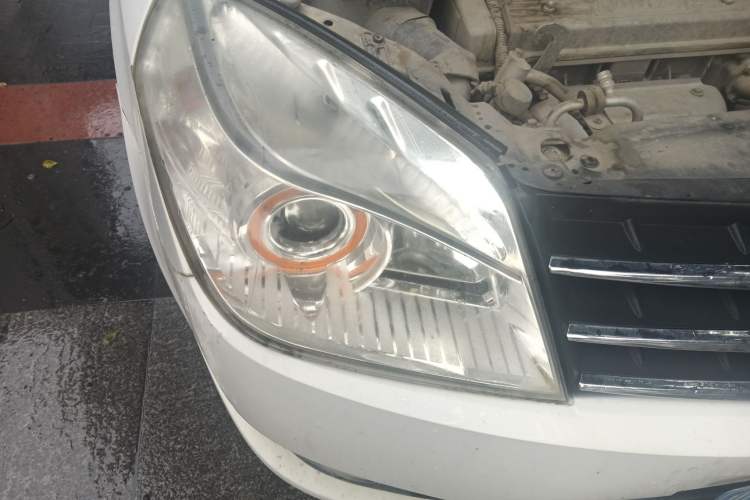 Used Geely Auto Diamond 2013 1.5L Manual Elite Model
