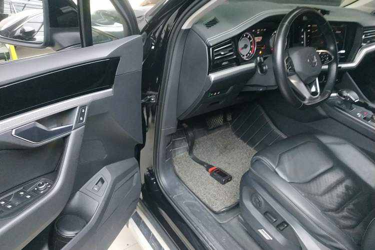 Used Volkswagen Touareg 2021 2.0 TSI Flagship Special Edition