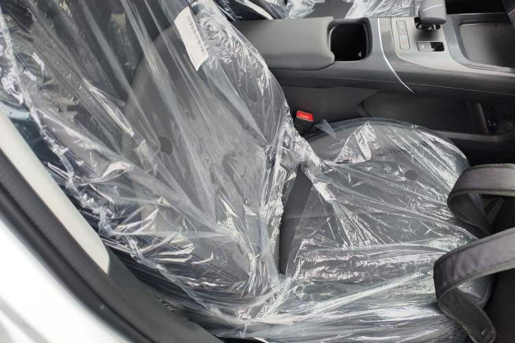 Used CHANGAN Eado 2025 Blue Whale 1.5T 500Bar Prestige Model
